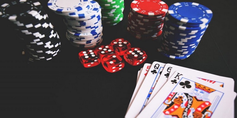 Anh em cần nạp tiền mới có thể tham gia cá cược các thể loại R88 game bài 3d